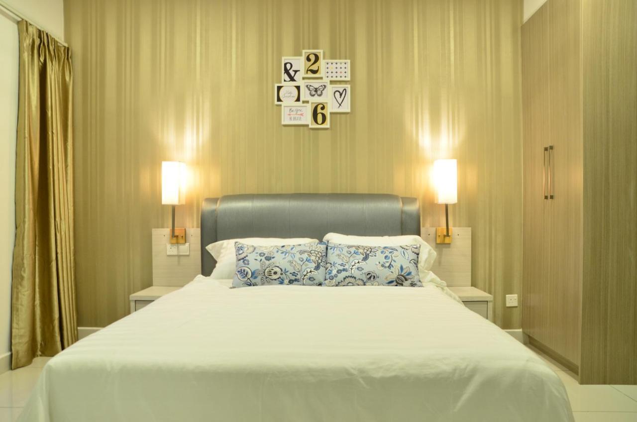 1Tebrau Premium Suites By 12Stay Τζόχορ Μπάχρου Εξωτερικό φωτογραφία