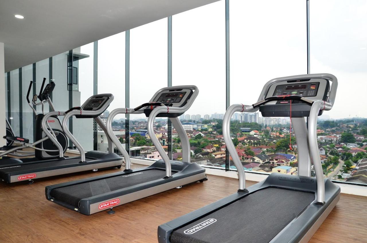1Tebrau Premium Suites By 12Stay Τζόχορ Μπάχρου Εξωτερικό φωτογραφία